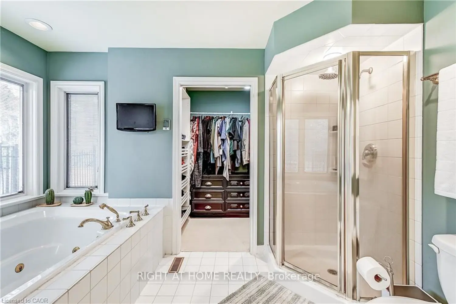 Additional image 13 of 3021 Lakeshore Road