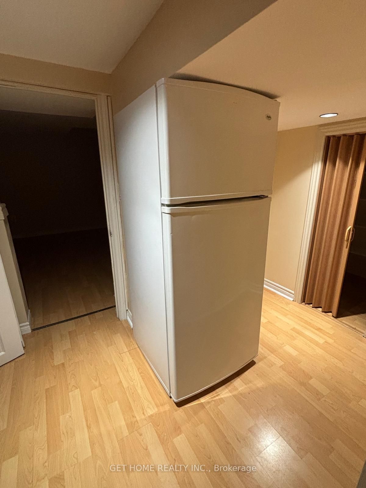 Additional image 2 of Bsmt-3520 Positano Place, Mississauga, ON, L5M 6Y9