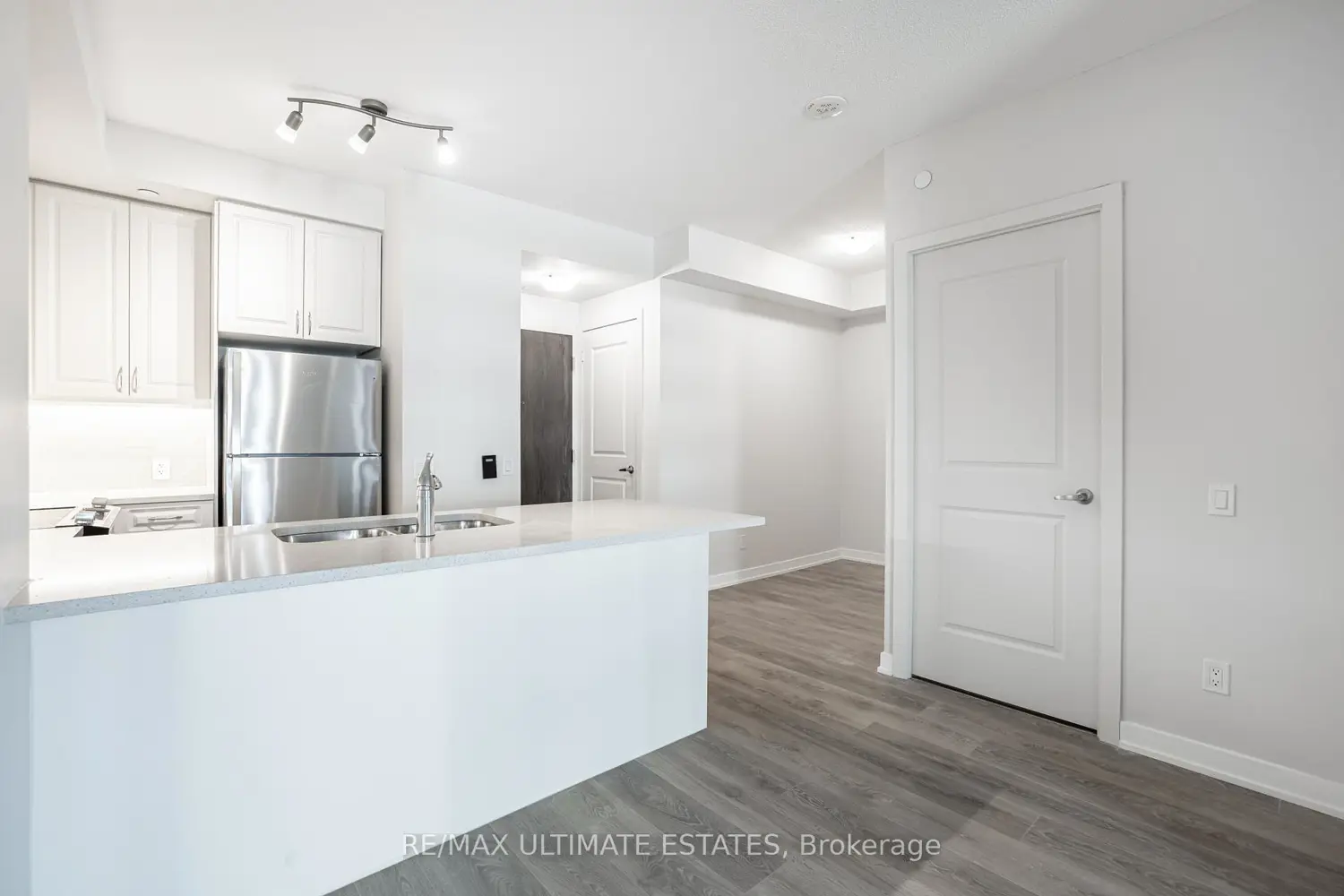 Additional image 17 of 4955 Yonge Street 1109