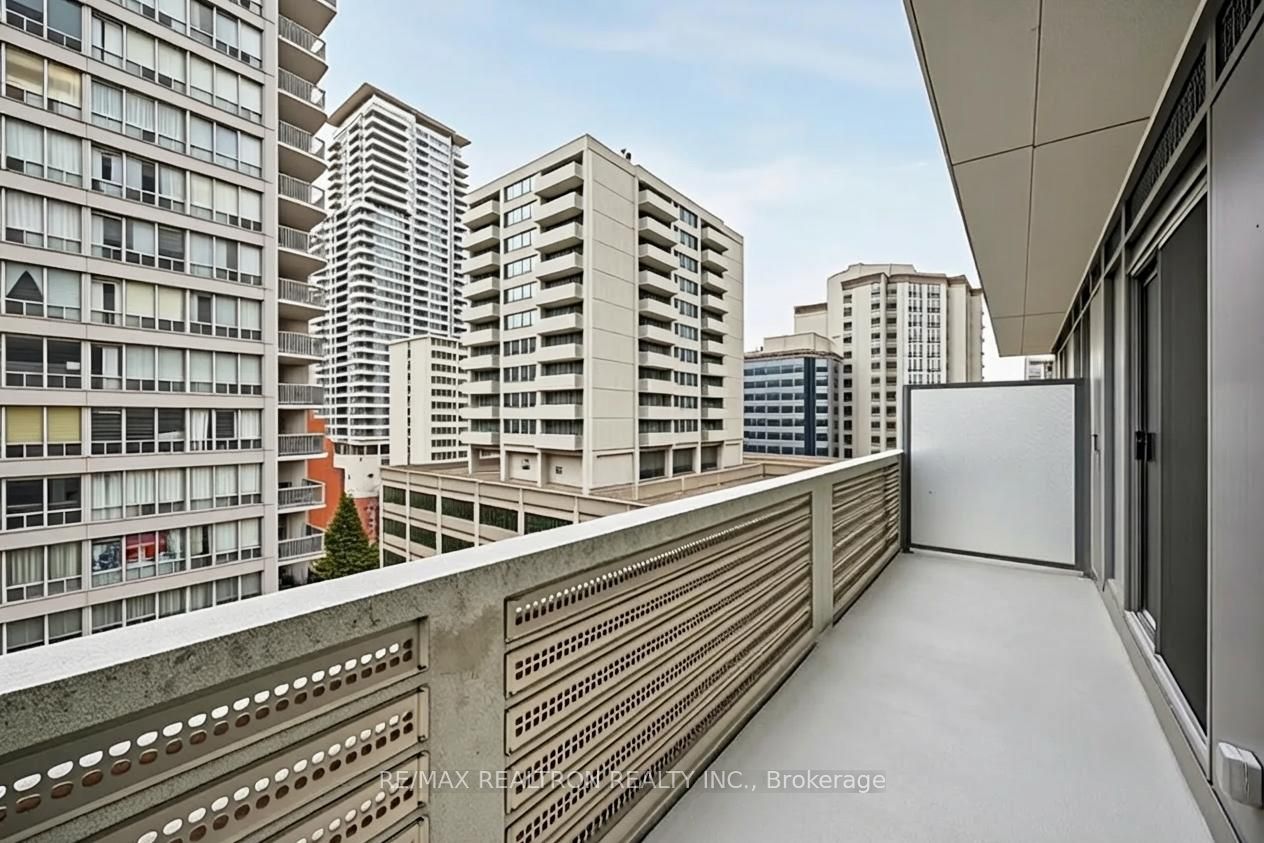 Additional image 6 of 603-2221 Yonge Street, Toronto, ON, M4S 2B4
