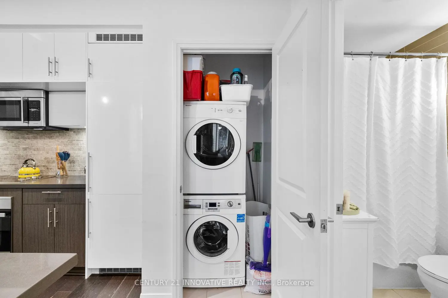 Additional image 20 of 8 Mercer Street 507