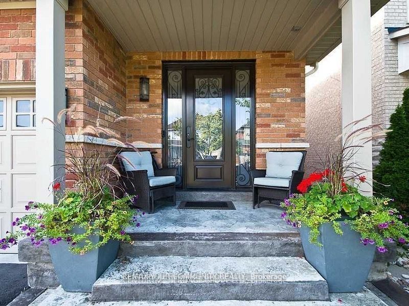 Additional image 2 of 125 Timber Valley Avenue, Richmond Hill, ON, L4E 4Z8