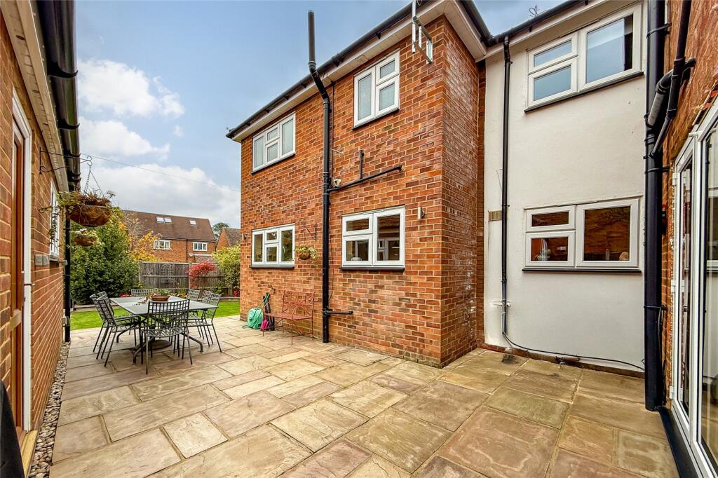 Additional image 28 of Woodland Drive, St. Albans, Hertfordshire, AL4