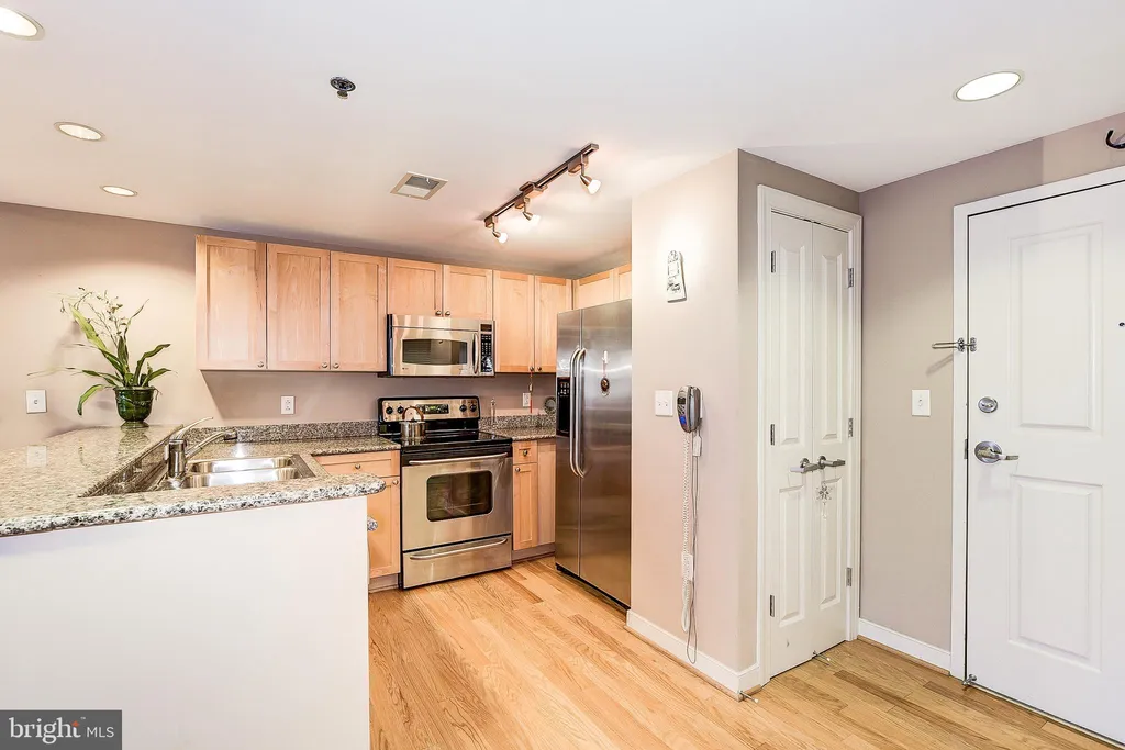 Additional image 6 of 777 7th Street NW Unit 620, Washington, DC 20001