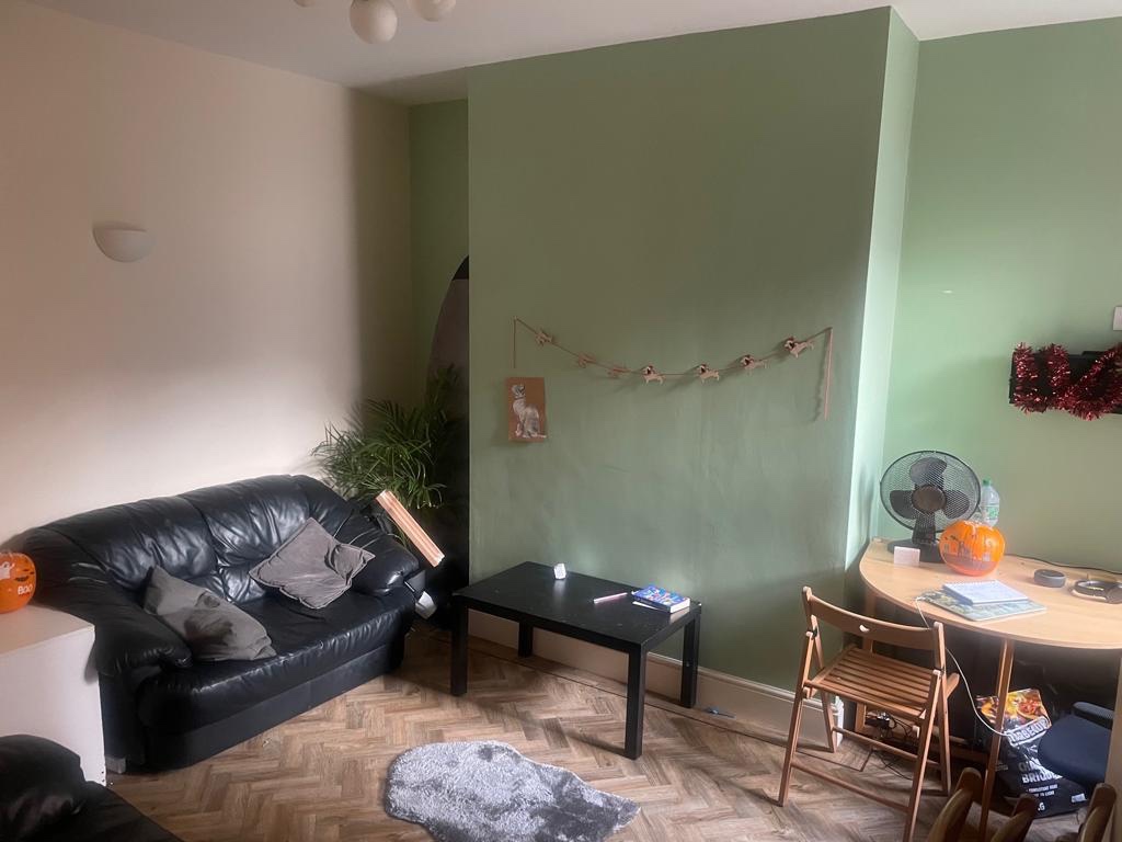 4 Bed Terraced House, Filey Road, M14, N1 7GU