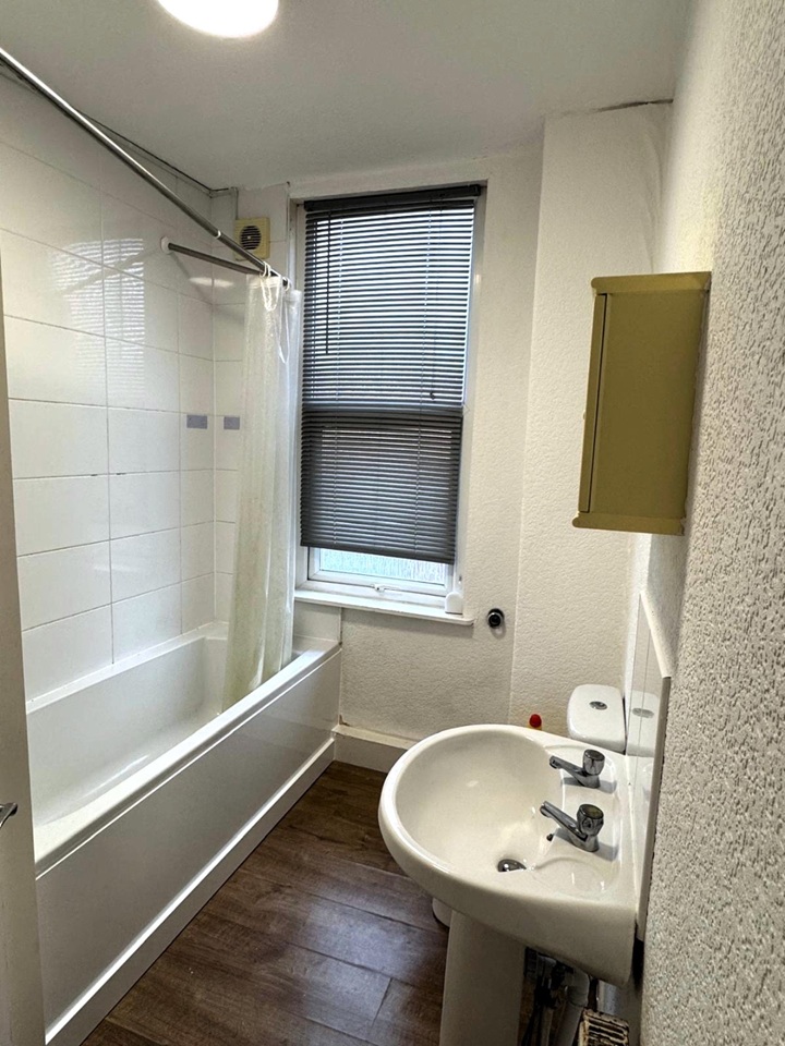 Additional image 4 of 2 Bed Terraced House, Nowell Grove, LS9, N1 7GU