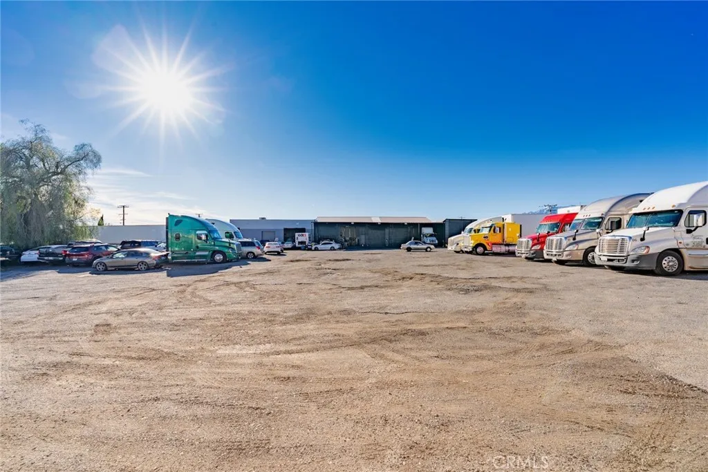 Primary image of 544 W Rialto Ave, Rialto, CA 92376