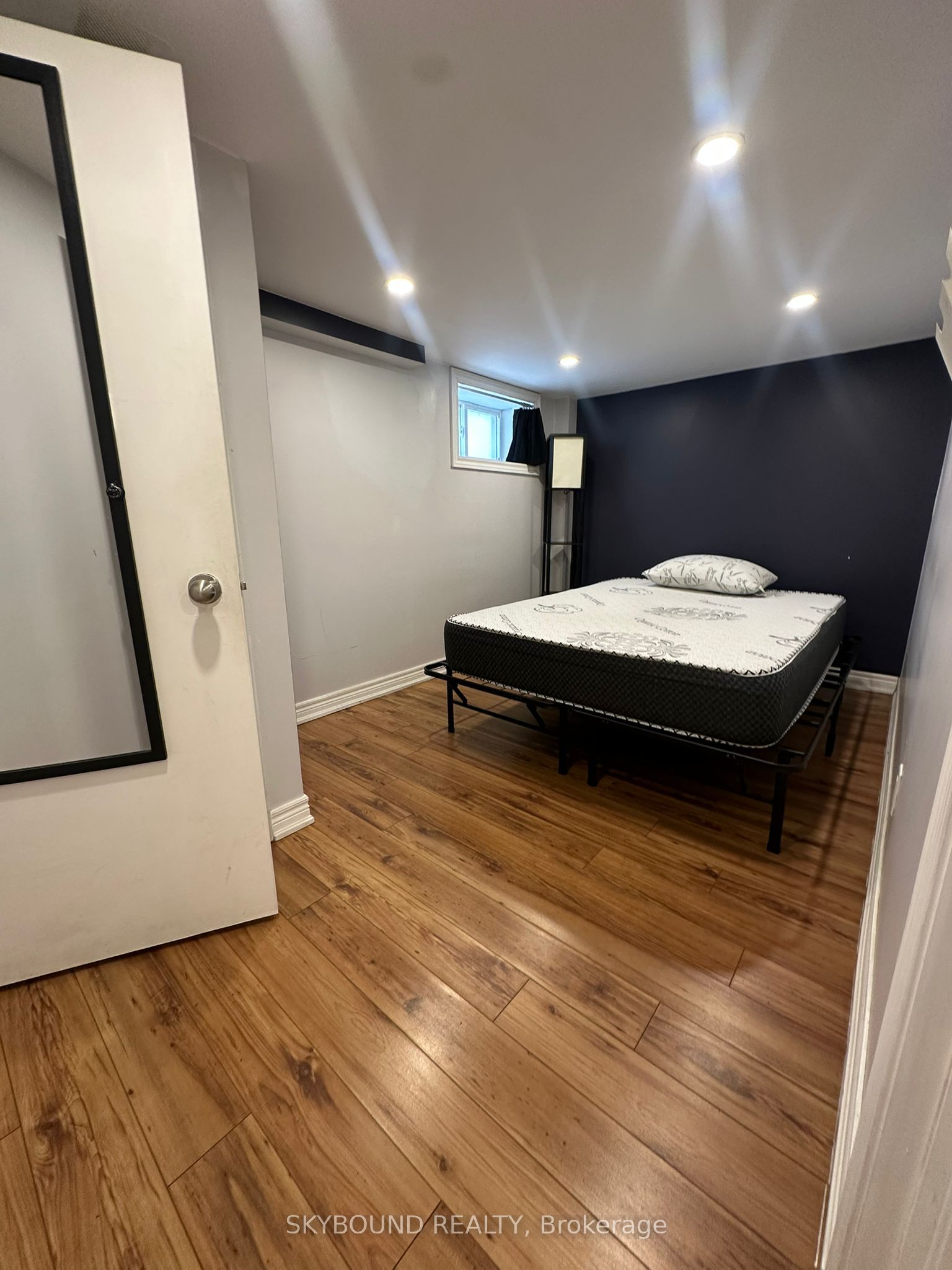 Additional image 4 of Lower-19 Midburn Avenue, Toronto, ON, M4C 2C8