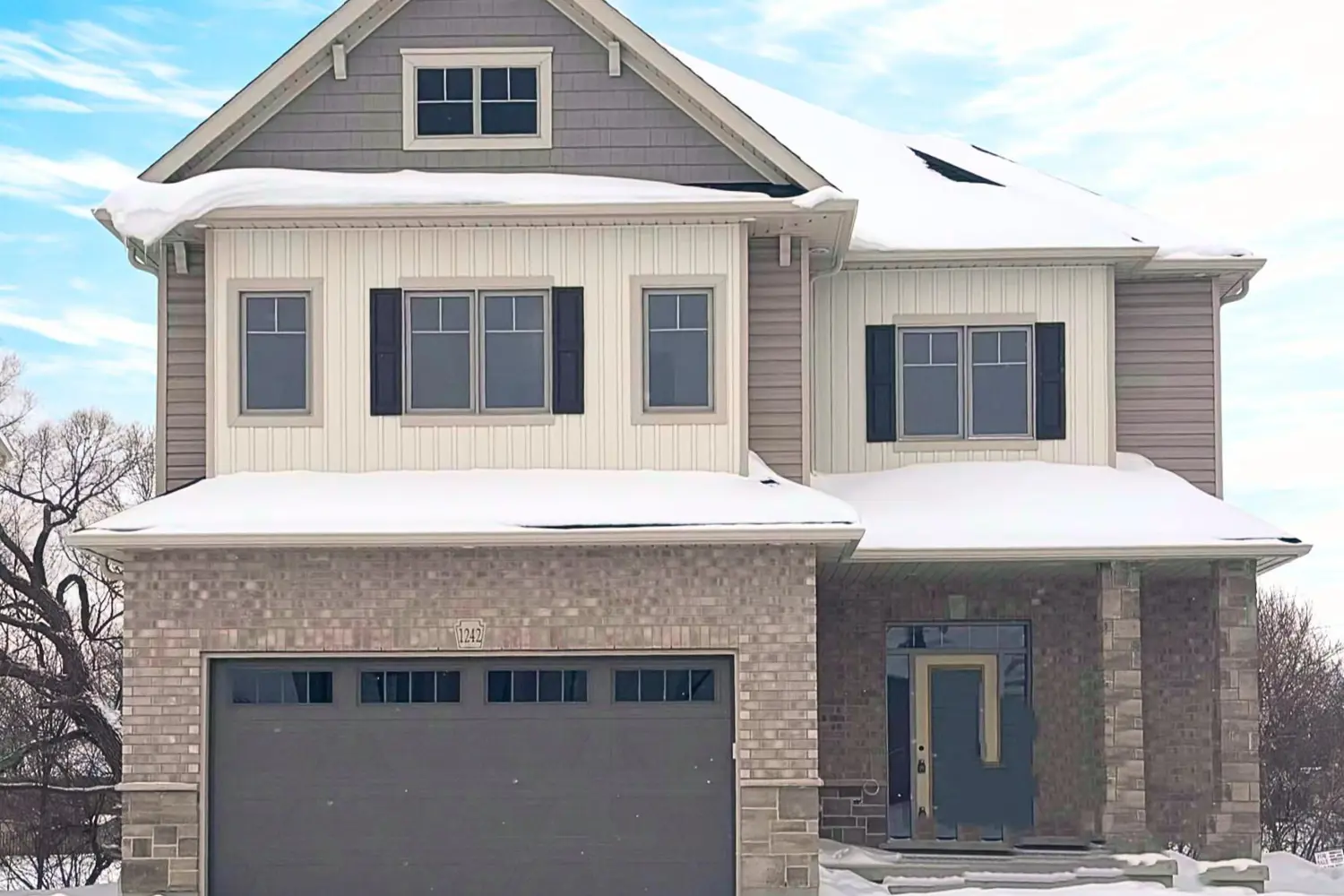 Primary image of 1242 Caen Avenue