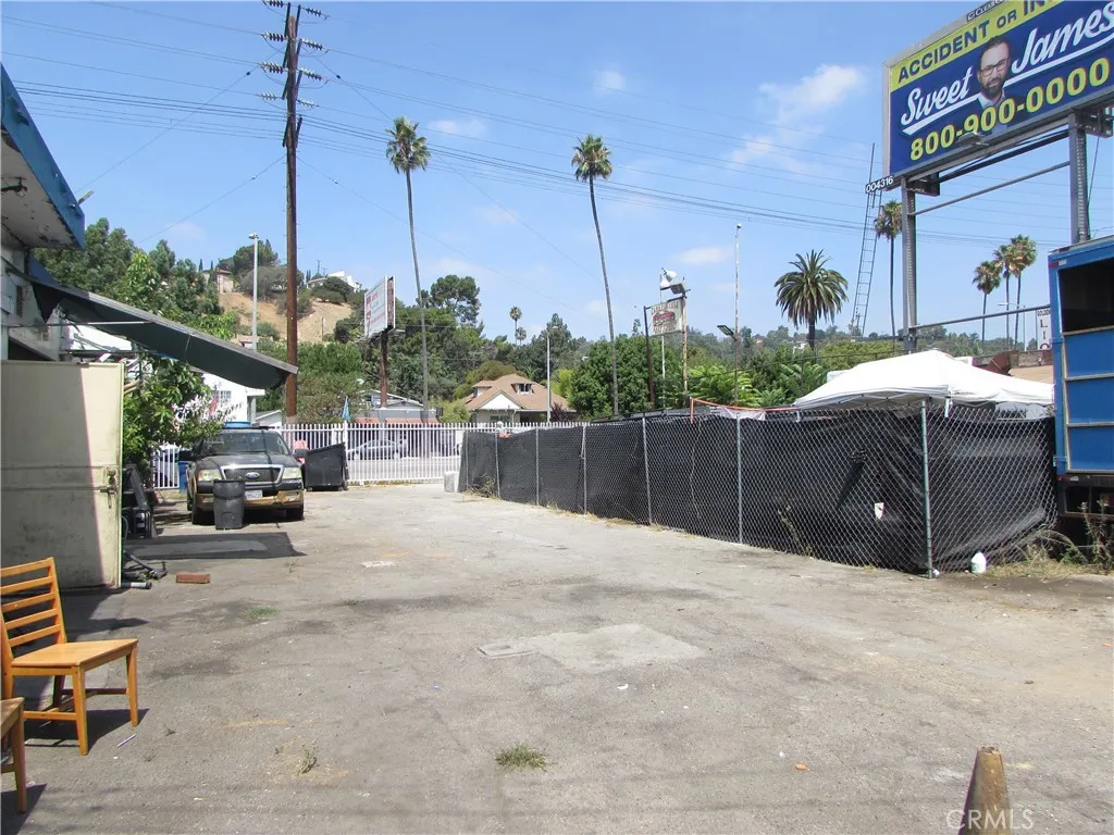 Additional image 80 of 3900 N Figueroa St, Los Angeles, CA 90065