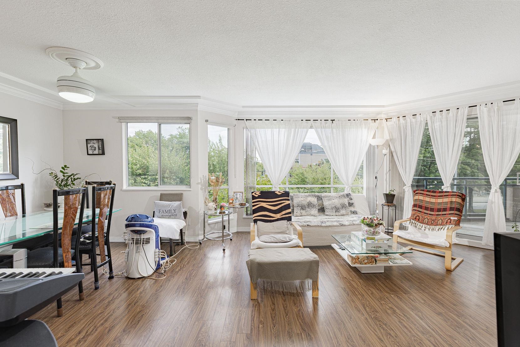 252-8600 Lansdowne Road, Richmond, BC, V6X 3L6