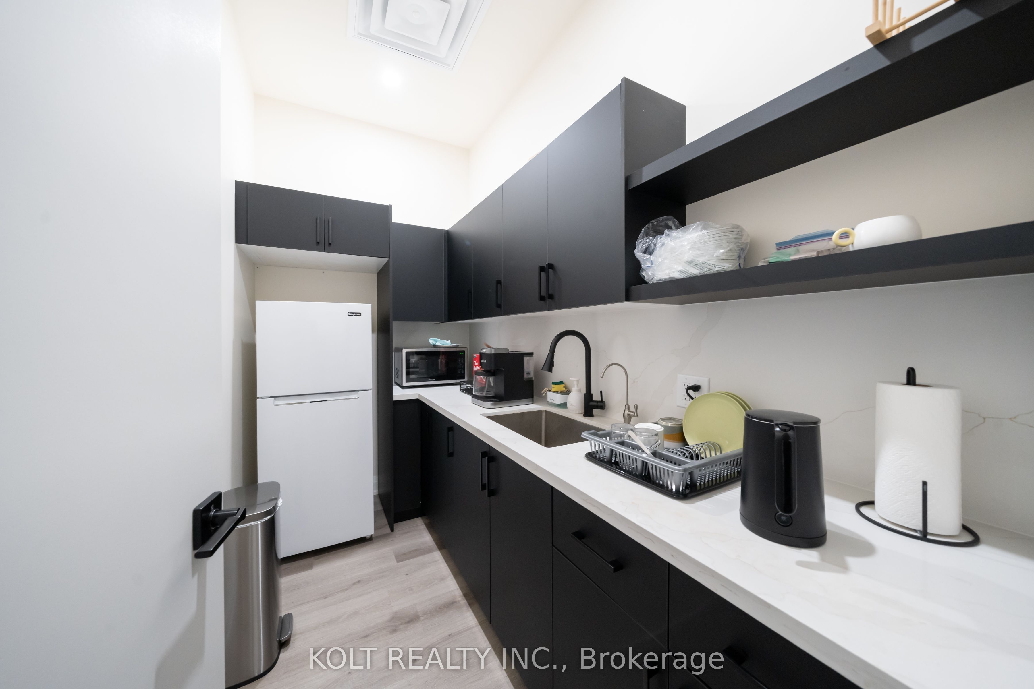 Additional image 6 of 30-330 Esna Park Drive, Markham, ON, L3R 1H3