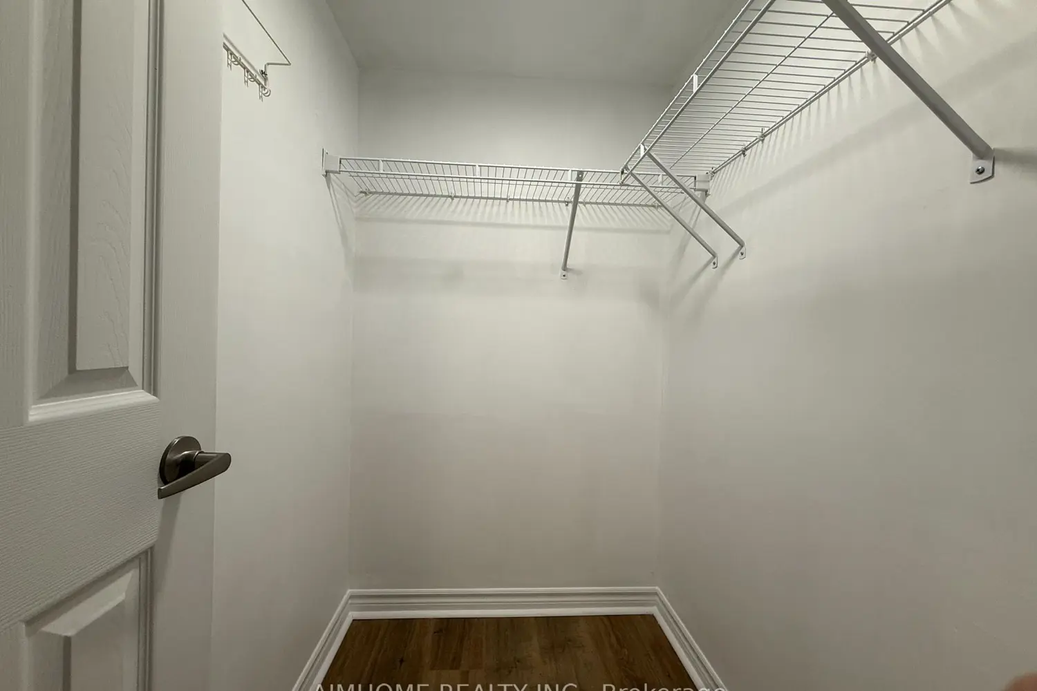 Additional image 4 of 35 Hollywood Avenue 711