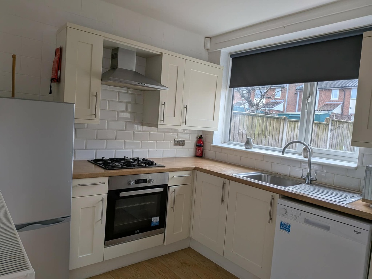 Additional image 5 of 3 Bed End Terrace, Nuneaton Drive, M40, N1 7GU