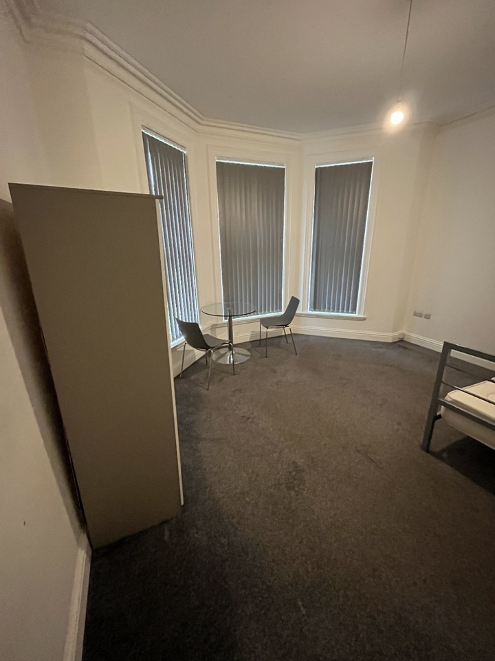 Additional image 3 of Studio Flat, Wood Road, M16, N1 7GU