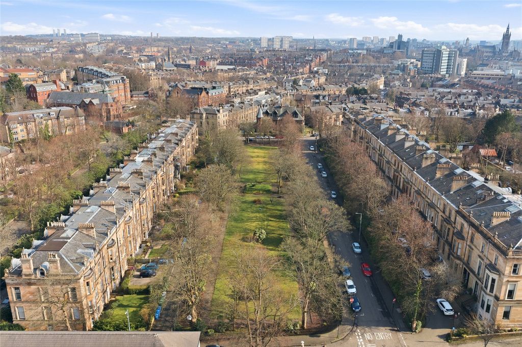 4 bed flat for salePrinces Terrace, Glasgow, Glasgow City G12 photo 2