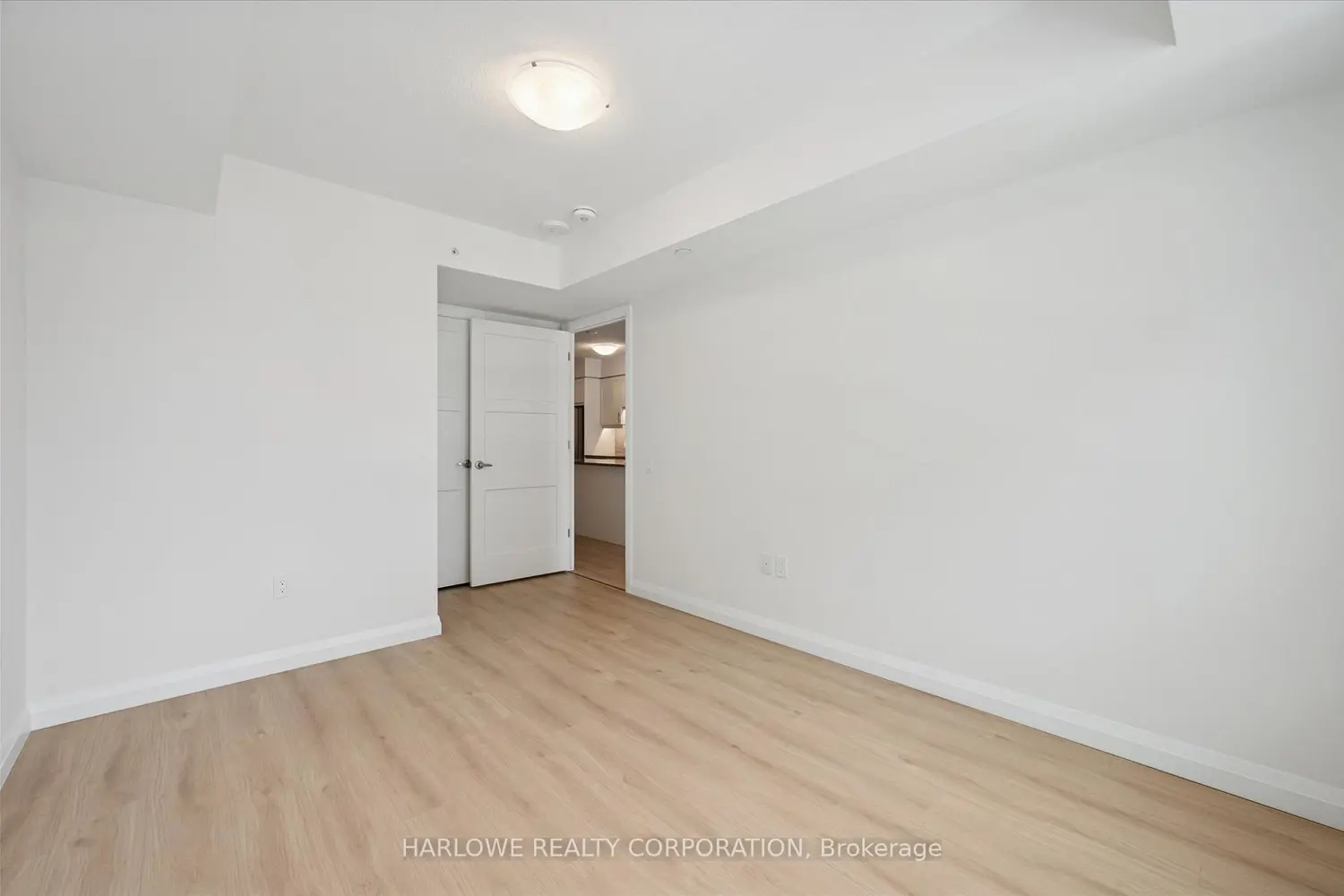 93 Arthur Street 509 photo 5