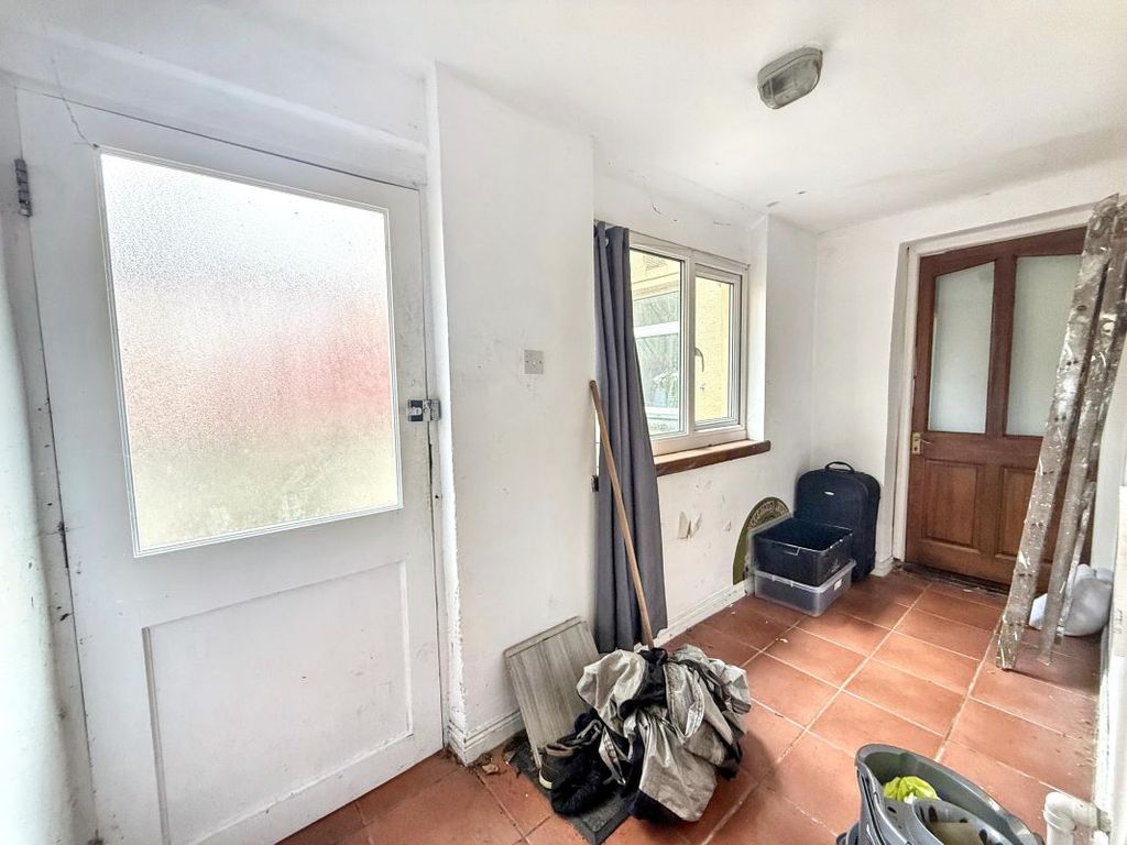 Additional image 5 of 10 bed flat for sale36A-36E High Street, Blaina NP13