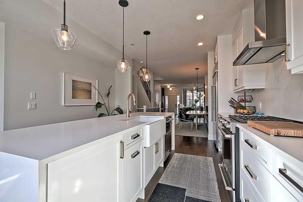 Additional image 6 of 2438 25 Street SW, Calgary, AB, T3E 1X6