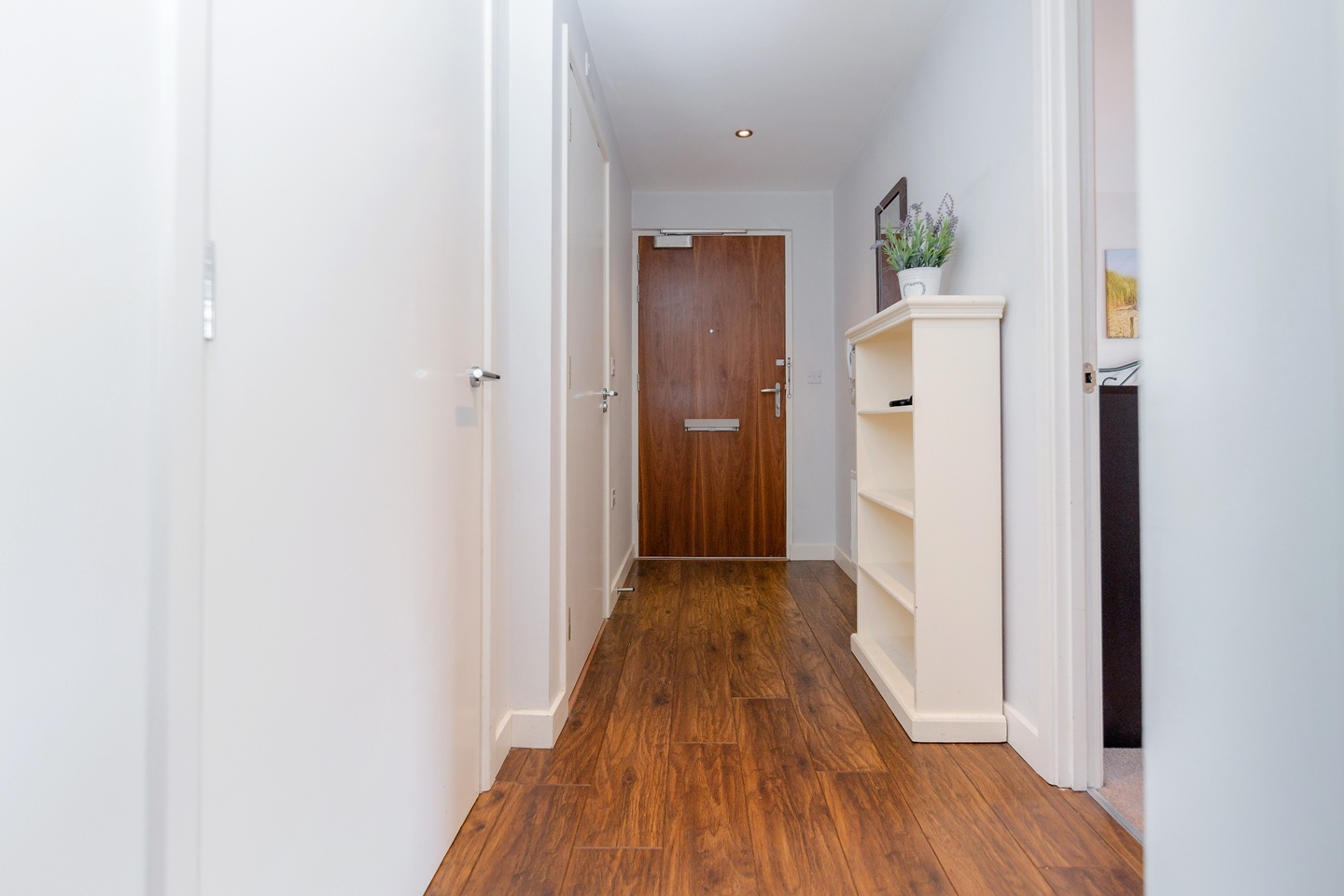 Additional image 21 of Studio Flat, Fulham, SW6, N1 7GU
