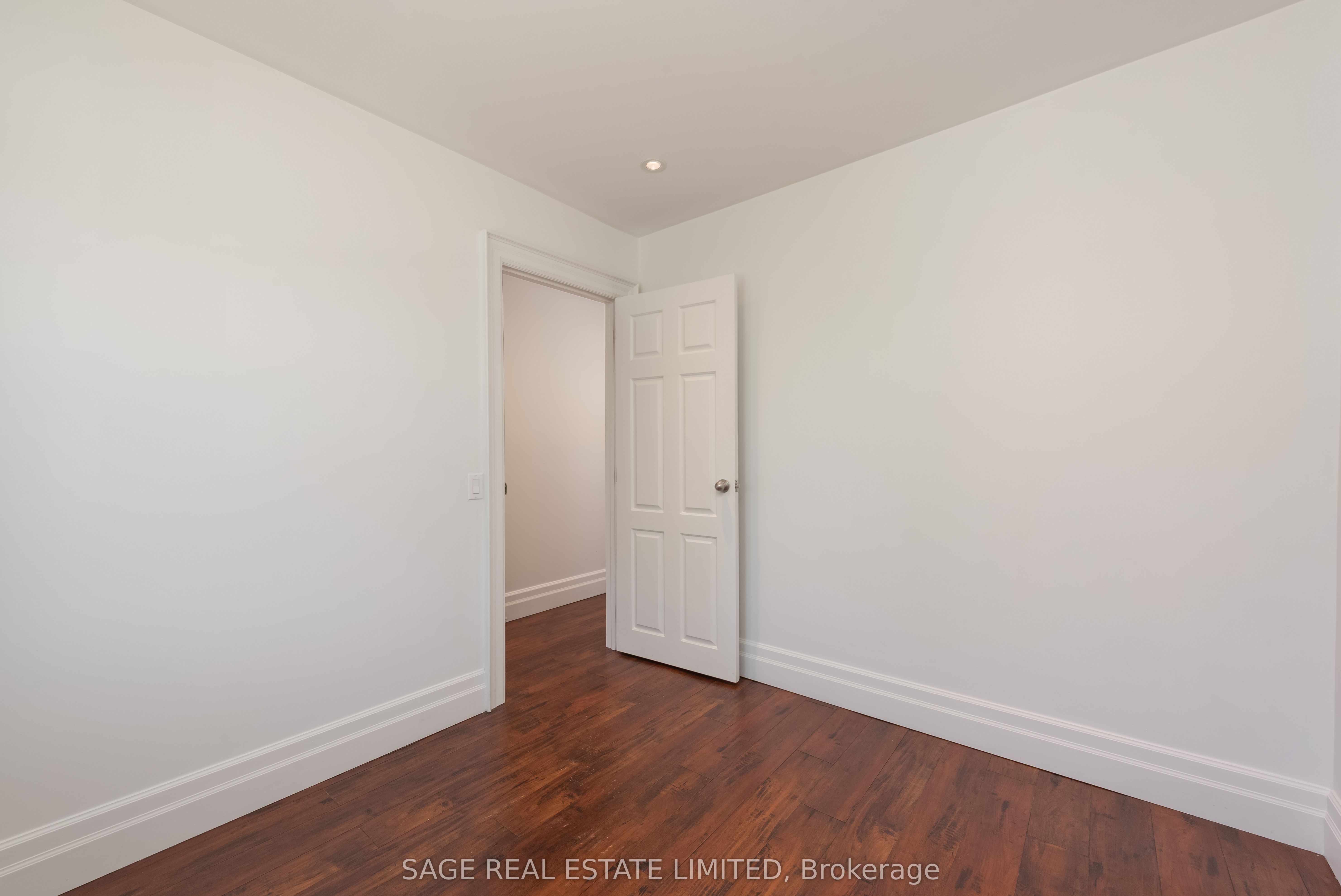 Additional image 6 of MAIN-97 Holwood Avenue, Toronto, ON, M6M 1P7