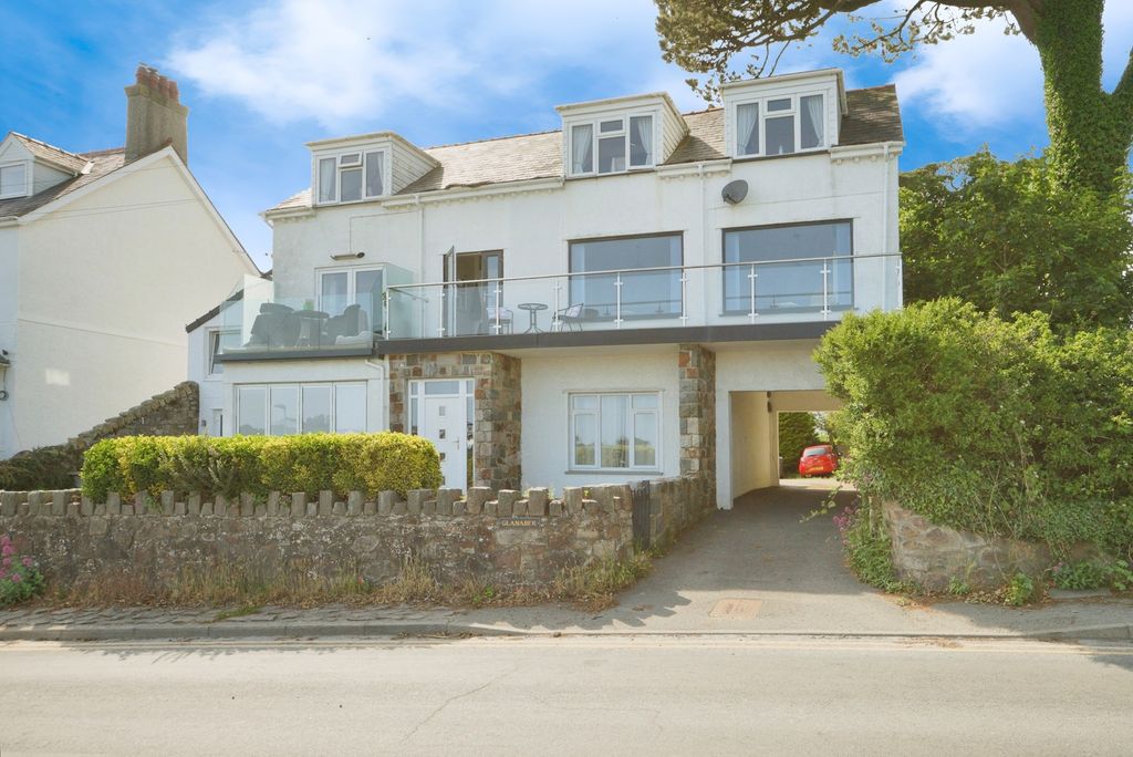 3 bed flat for saleLon Pont Morgan, Abersoch, Gwynedd LL53