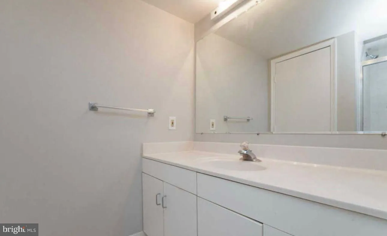 Additional image 36 of 1230 23rd Street NW Unit 818, Washington, DC 20037
