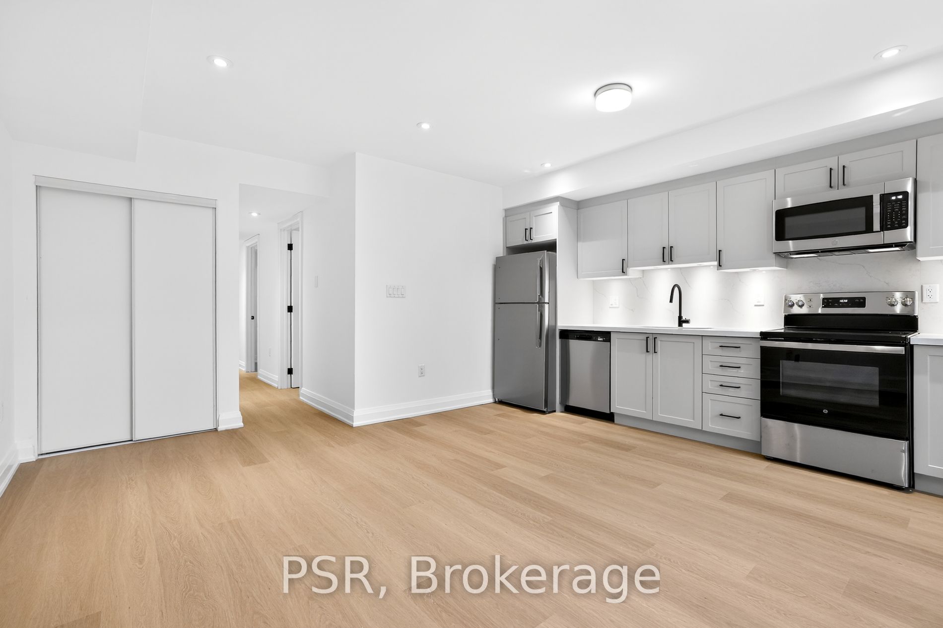 Additional image 6 of A-218 Aileen Avenue, Toronto, ON, M6M 1G4