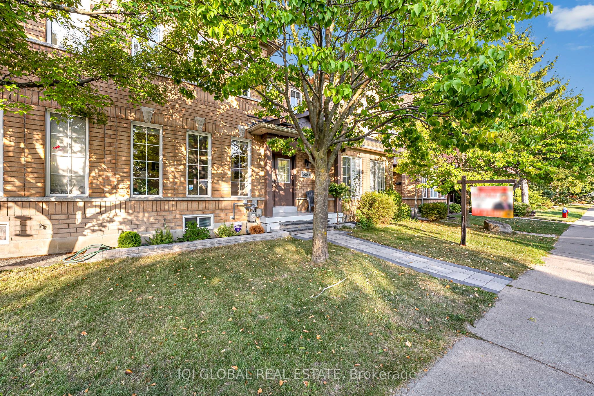 Additional image 2 of 5861 Rainberry Drive, Mississauga, ON, L5M 6S4