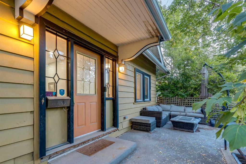 Additional image 5 of 1424 Premier Way SW, Calgary, AB, T2T 1L9