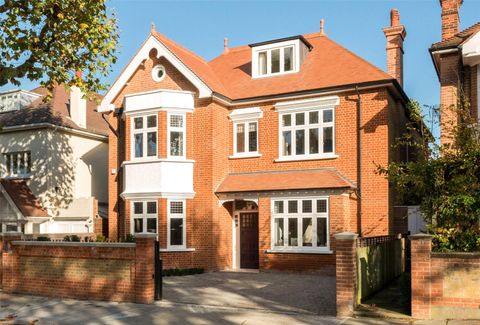 Larpent Avenue, Putney, London SW15
