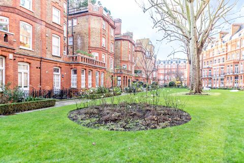 Egerton Gardens, Chelsea, London SW3