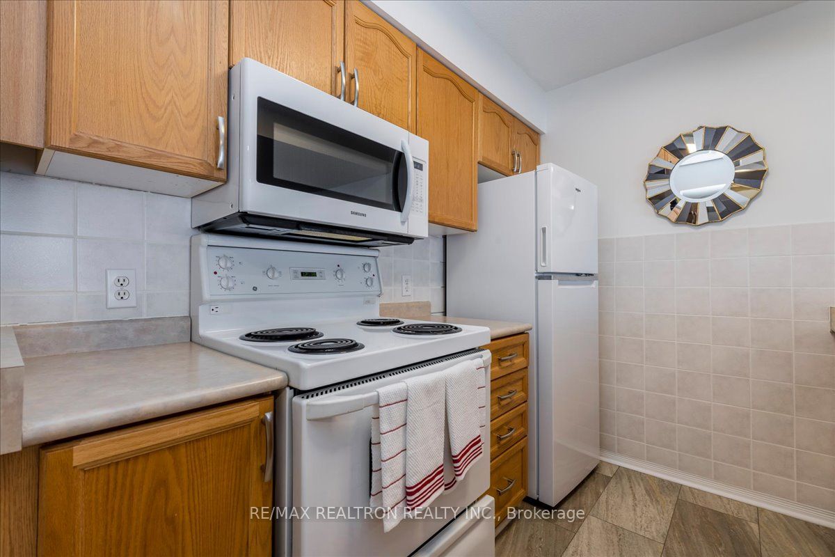 Additional image 6 of 101-107 Bond Street, Orillia, ON, L3V 1J7