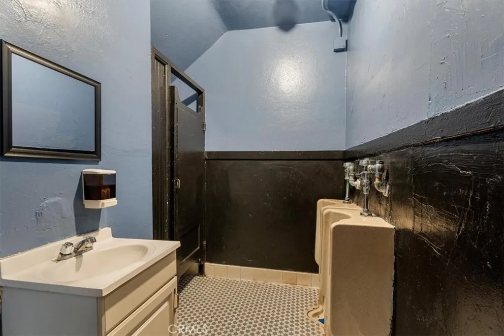 Additional image 28 of 917 W Whittier, Montebello, CA 90640