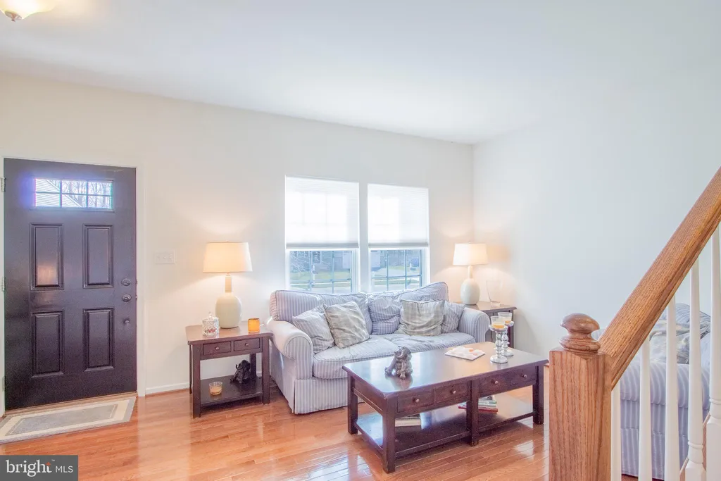 Additional image 6 of 614 N General Knyphausen Court, Newark, DE 19702