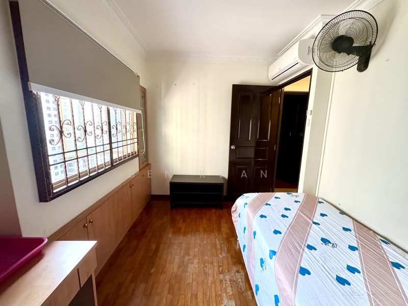 Additional image 4 of 161A Punggol Central