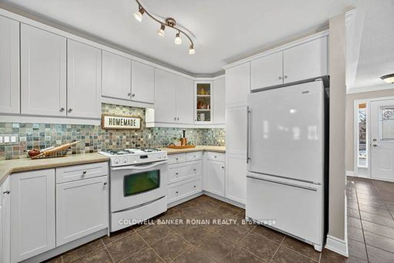 Additional image 4 of 8 Montebello Terrace