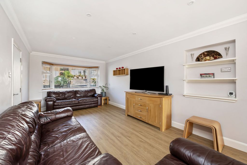 Additional image 4 of 4 bed detached house for saleBenett Drive, Hove BN3
