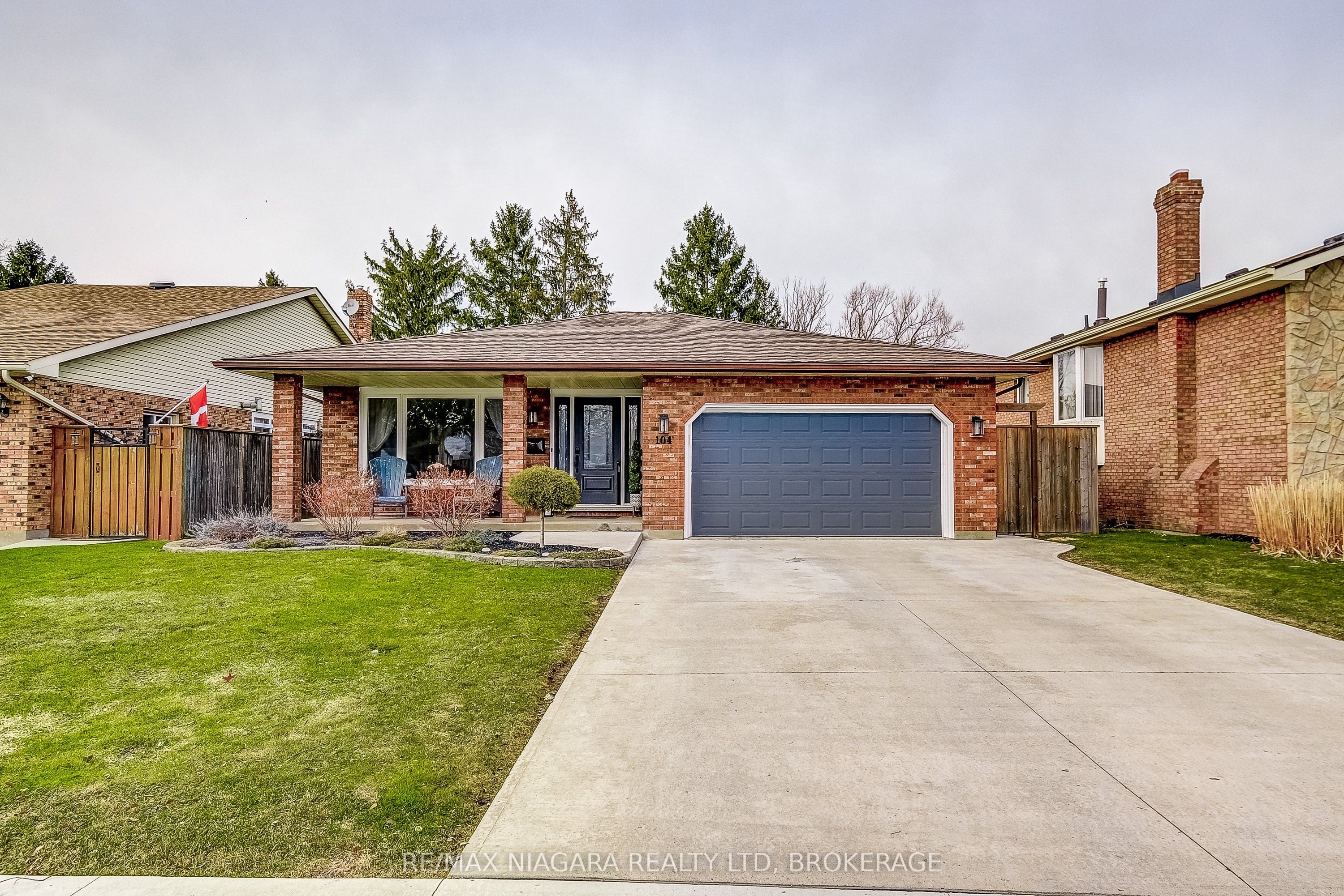 104 Whiteoak Crescent, Welland, ON, L3C 6E6