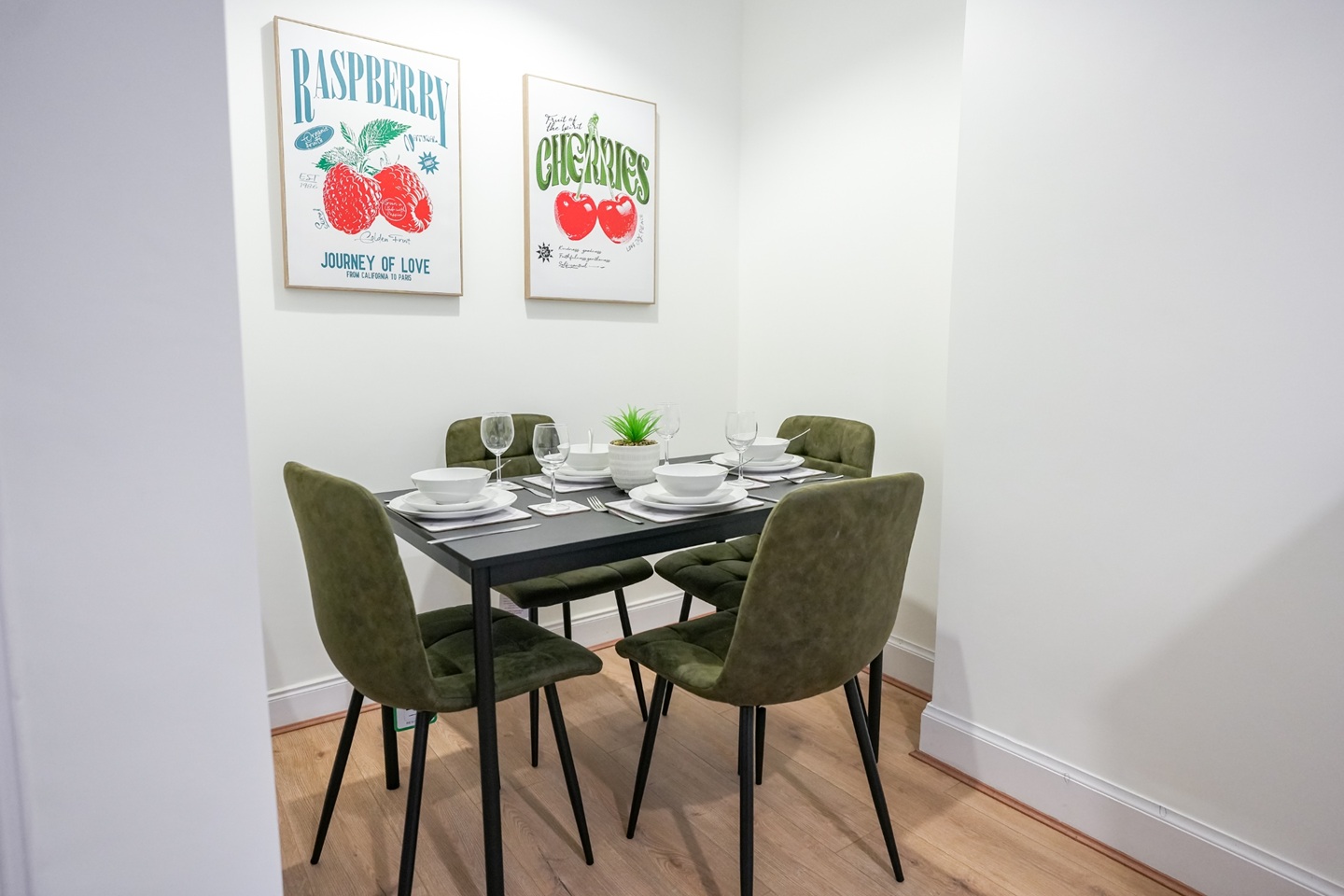 Additional image 10 of 2 Bed Flat, Cambridge St, G3, N1 7GU