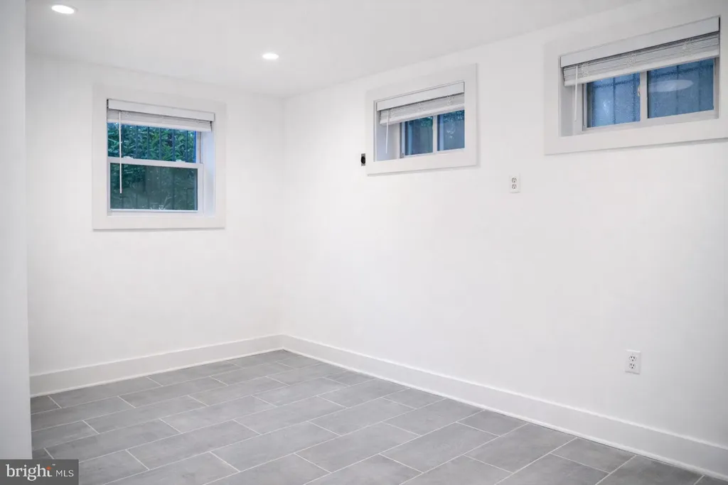 Additional image 33 of 1633 Kalmia Road NW, Washington, DC 20012