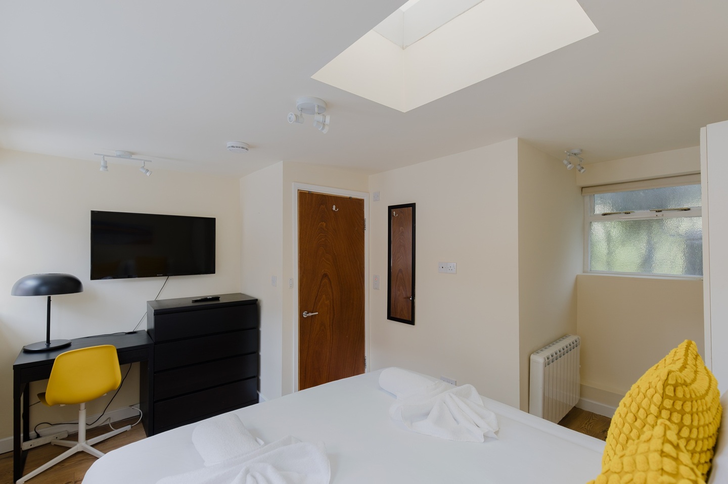 Additional image 8 of 1 Bed Flat, Globe Road, E2, N1 7GU