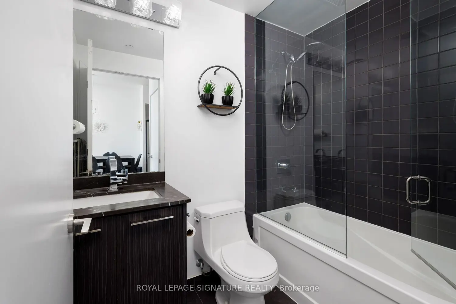 Additional image 9 of 9471 Yonge Street 332