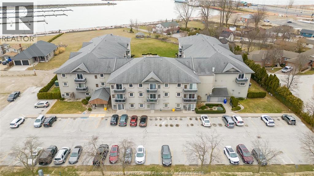 216-44 Robson Road, Leamington, ON, N9H5E4