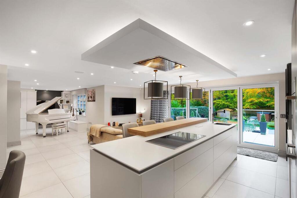 Additional image 10 of Bishops Road, Tewin