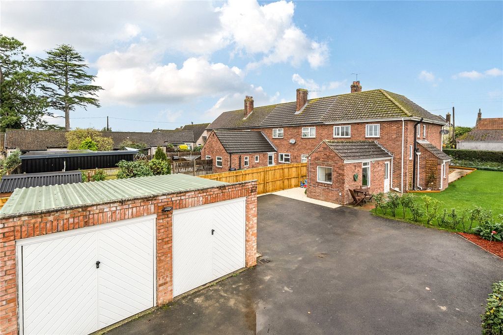 3 bed end terrace house for saleSt. Dunstans Park, Baltonsborough, Glastonbury, Somerset BA6