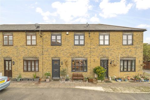 Albert Mews, Brockley, London SE4
