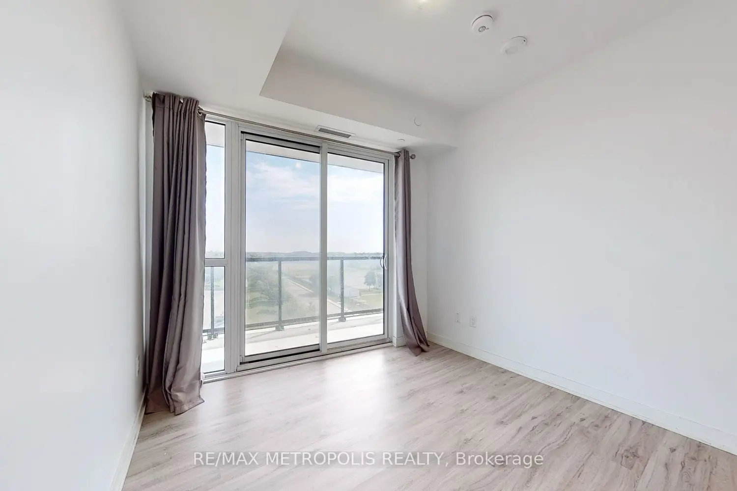 Additional image 7 of 3005 Pine Glen Road 508