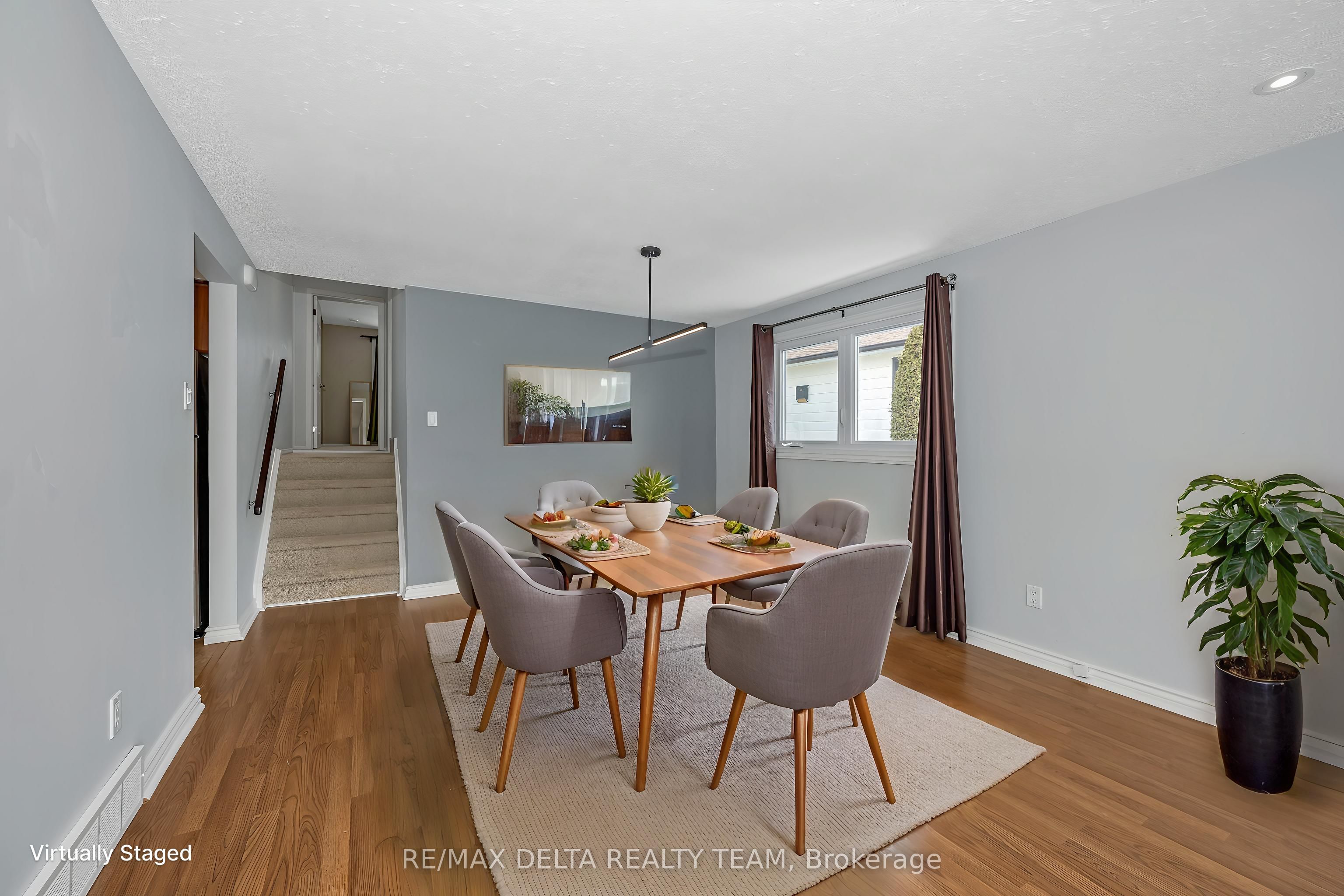 Additional image 6 of 22 Red Maple Crescent, Ottawa, ON, K1B 3Z3