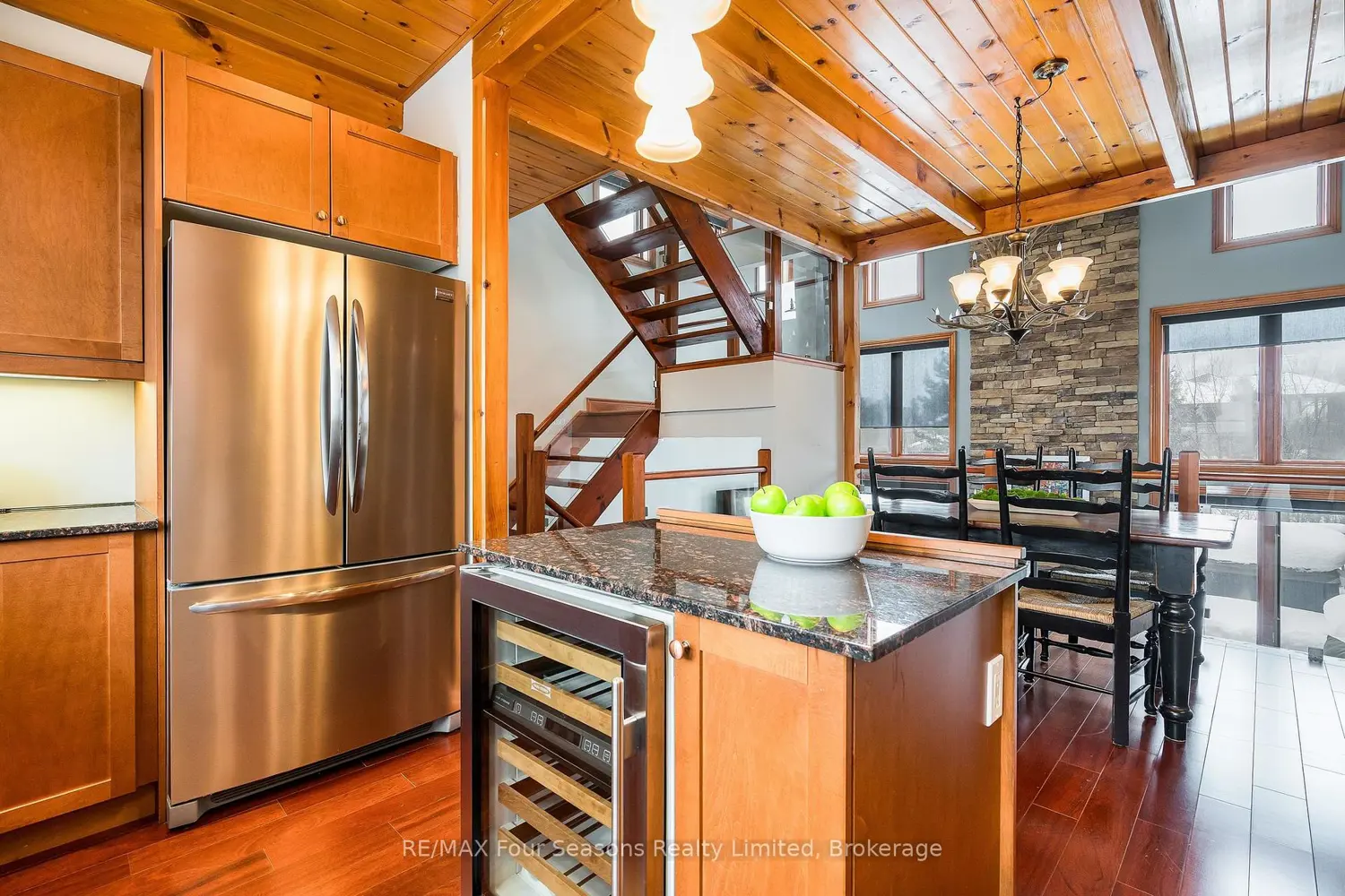 Additional image 6 of 214 Blueski George Crescent 41